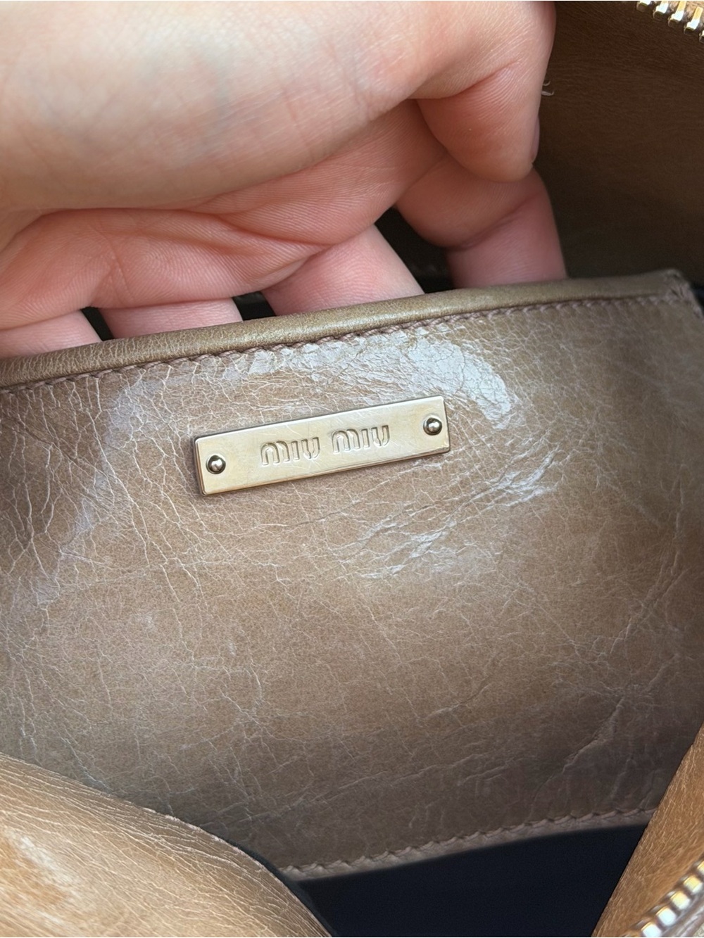 Miu Miu Vitello Lux Bow Satchel Calfskin Leather | Authentic | Beige Colour - Picture 9 of 9